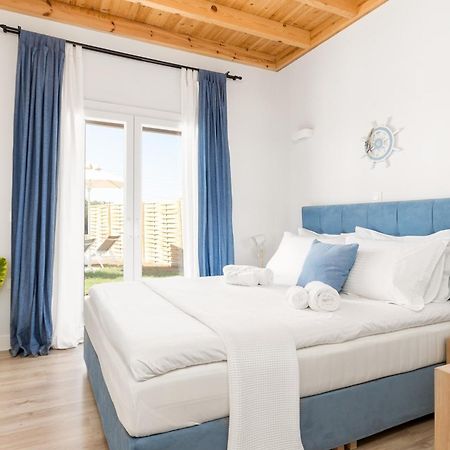 Ereikoussa Reiki Villas Erikousa מראה חיצוני תמונה
