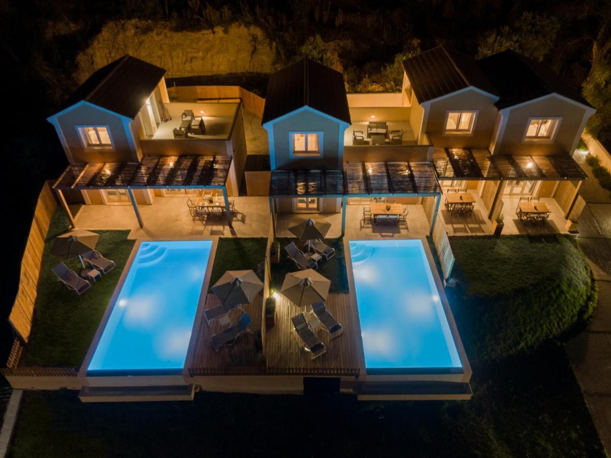 Ereikoussa Reiki Villas Erikousa מראה חיצוני תמונה